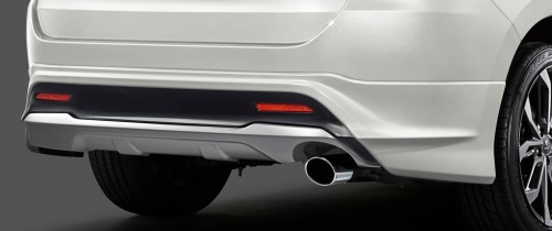 新型 ハリアー モデリスタ リヤスタイリングキット(リヤスカート+マフラーカッター)Ver2