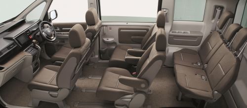 ホンダ ステップワゴン 内装 2015年