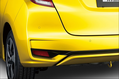 ホンダ新型フィット 純正カスタムパーツ テールゲートデカール