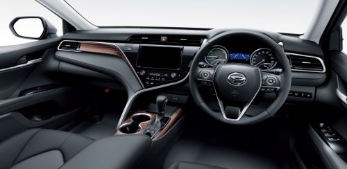 2017 新型 アルティス 内装 運転席