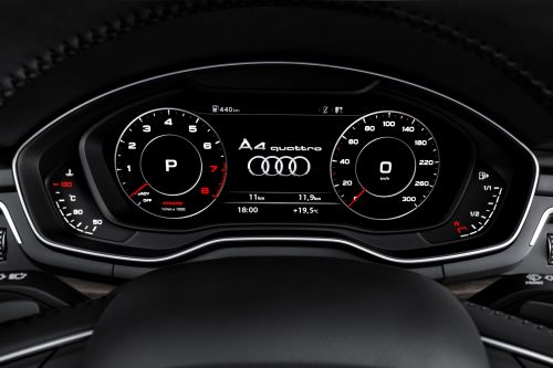 アウディRS4 バーチャルコクピット
