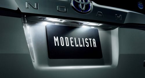 新型 ノア モデリスタ LEDライセンスランプ_装着後