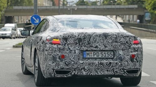 BMW 新型8シリーズ スパイショット 201708