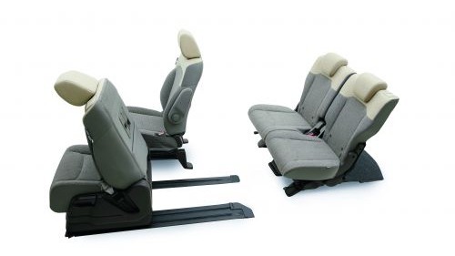ホンダ N-BOX 助手席スーパースライドシート