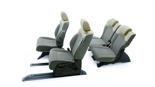 ホンダ N-BOX 助手席スーパースライドシート