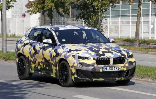 BMW X2 スパイショット
