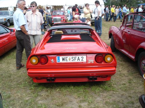 フェラーリ 328GTS 1985年