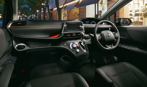 トヨタ シエンタ GCuero 特別仕様車 内装