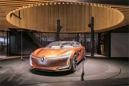 ルノー 新型 SYMBIOZ シンビオズ