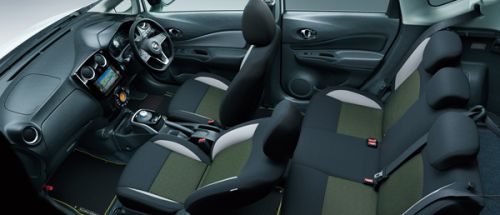 日産 ノート クロスギア 2017 内装
