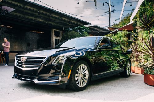 キャデラック CT6 プラグインハイブリッド