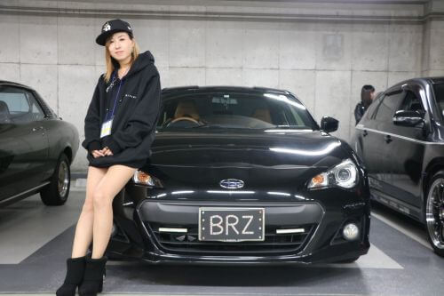 スポーツカー好き女子40人集合 東京ガールズカーコレクションで車好き