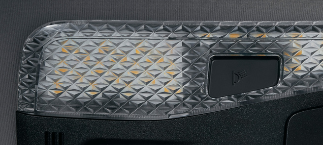 新型 ヴェルファイア モデリスタ LEDルームランプセット(サテンゴールド/クリスタルレンズタイプ) レンズアップ