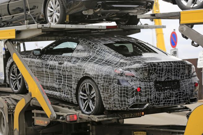 BMW 8シリーズ Mスポーツ プロトタイプ