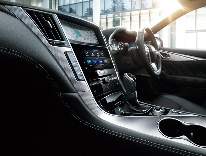日産 スカイライン NissanConnect