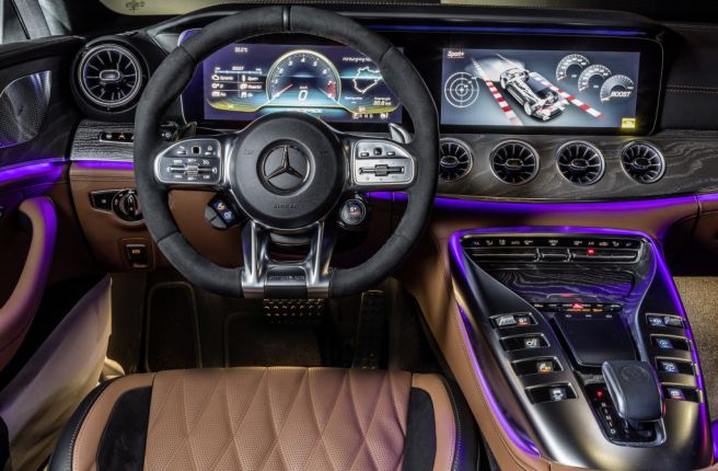 メルセデス AMG GT4ドアクーペ AMG GT 63