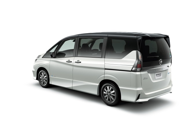 日産 セレナ e-POWER