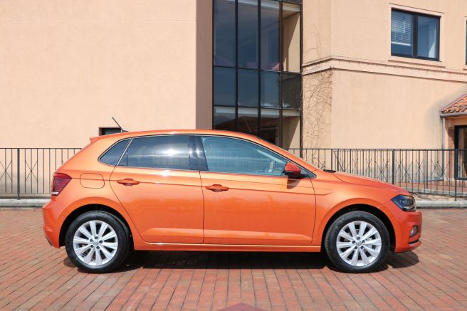 VW新型ポロ
