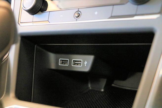 VW新型ポロ