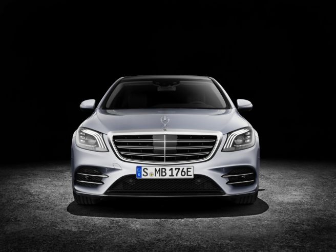 メルセデス・ベンツ S560e