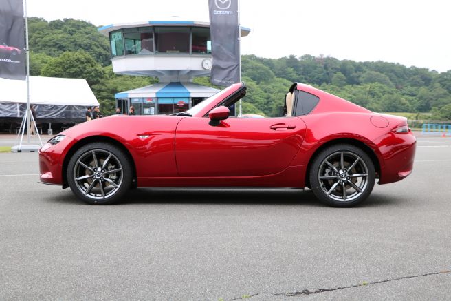 マツダ 新型 ロードスター 2018年