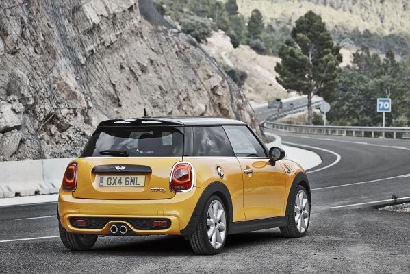 MINI クーパーS 2014