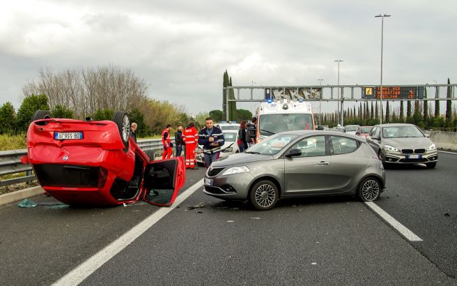 レッカー移動の費用は 駐車違反や車両トラブル時の依頼方法も ページ 2 2 Moby モビー