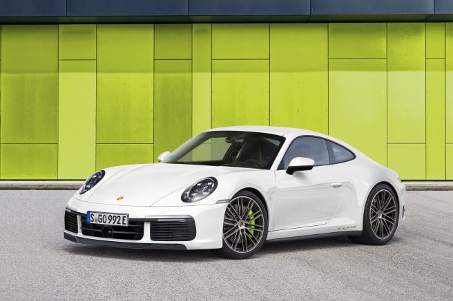 ポルシェ 911 PHEV 予想レンダリングCG