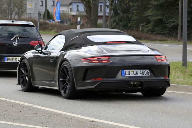 ポルシェ 911スピードスター スパイショット