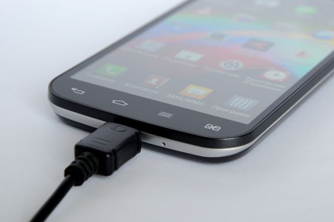 スマホ 充電