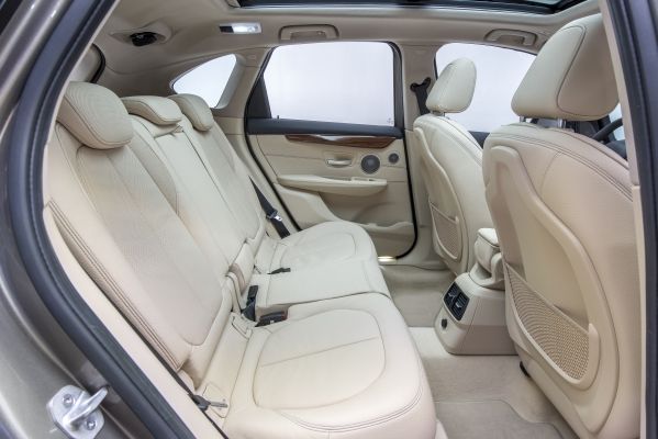 BMW 2シリーズ アクティブツアラー 内装 2014