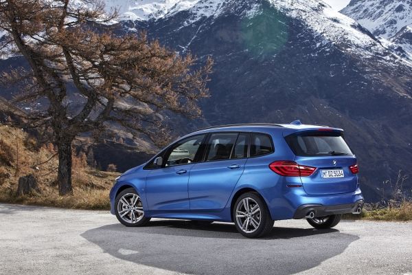 BMW 2シリーズ グランツアラー 2018