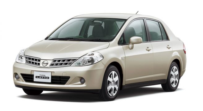 日産 ティーダラティオ 2008