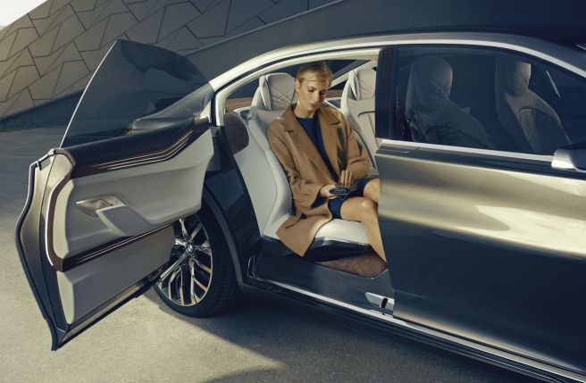 BMW VISION FUTURE LUXURT CONCEPT-2_2014