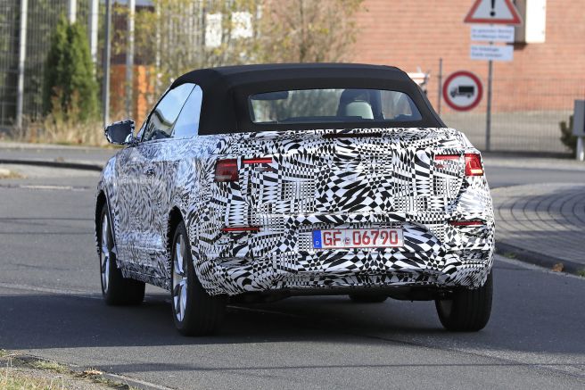 フォルクスワーゲン T-Roc カブリオレ スパイショット