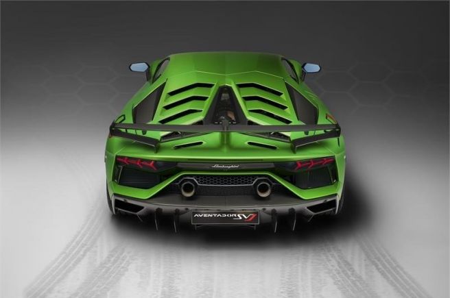 ランボルギーニ アヴェンタドールSVJ_2018