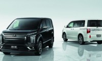 【縦目ヘッドライトの車6選】懐かしい名車から三菱デリカD:5まで