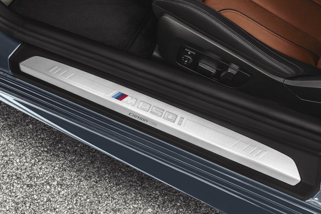 BMW 8シリーズ クーペ サイドステップ_2018