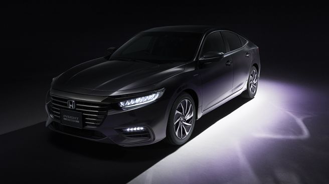 ホンダ新型インサイト ティザー画像