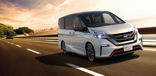 日産セレナ_NISMO