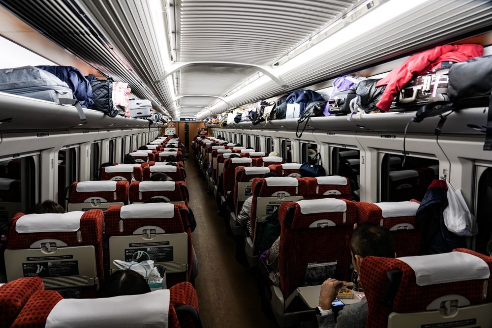 山形新幹線 E3系2000番台 車内