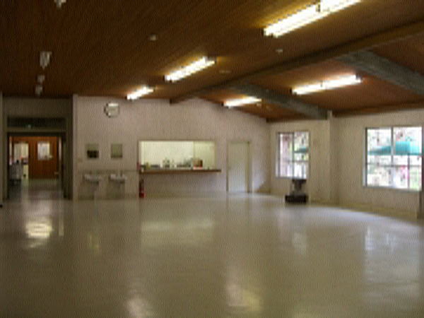本栖湖いこいの森キャンプ場 ホール