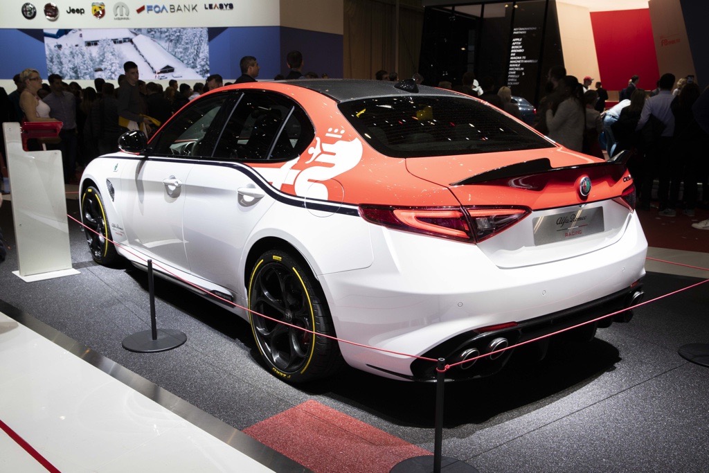 アルファロメオ ジュリア クアドリフォリオ アルファロメオレーシング(F1参戦記念車)ジュネーブモーターショー2019