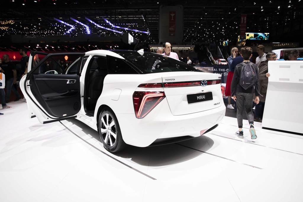 トヨタ MIRAI ジュネーブモーターショー2019