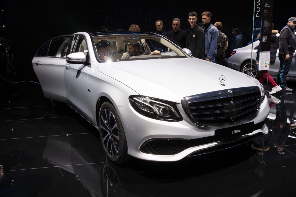 メルセデス・ベンツ E 300de ジュネーブモーターショー2019