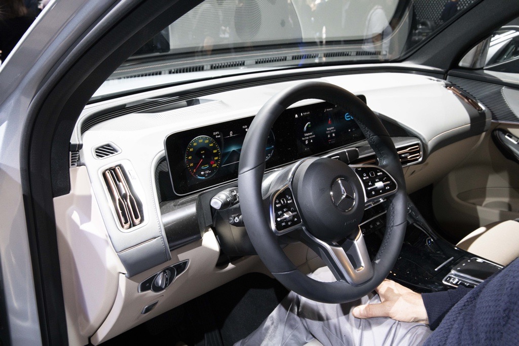 メルセデス・ベンツ EQ 400 4MATIC ジュネーブモーターショー2019