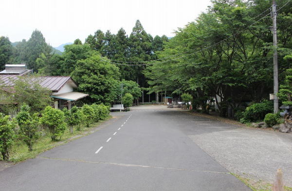 清川リバーランド 駐車場