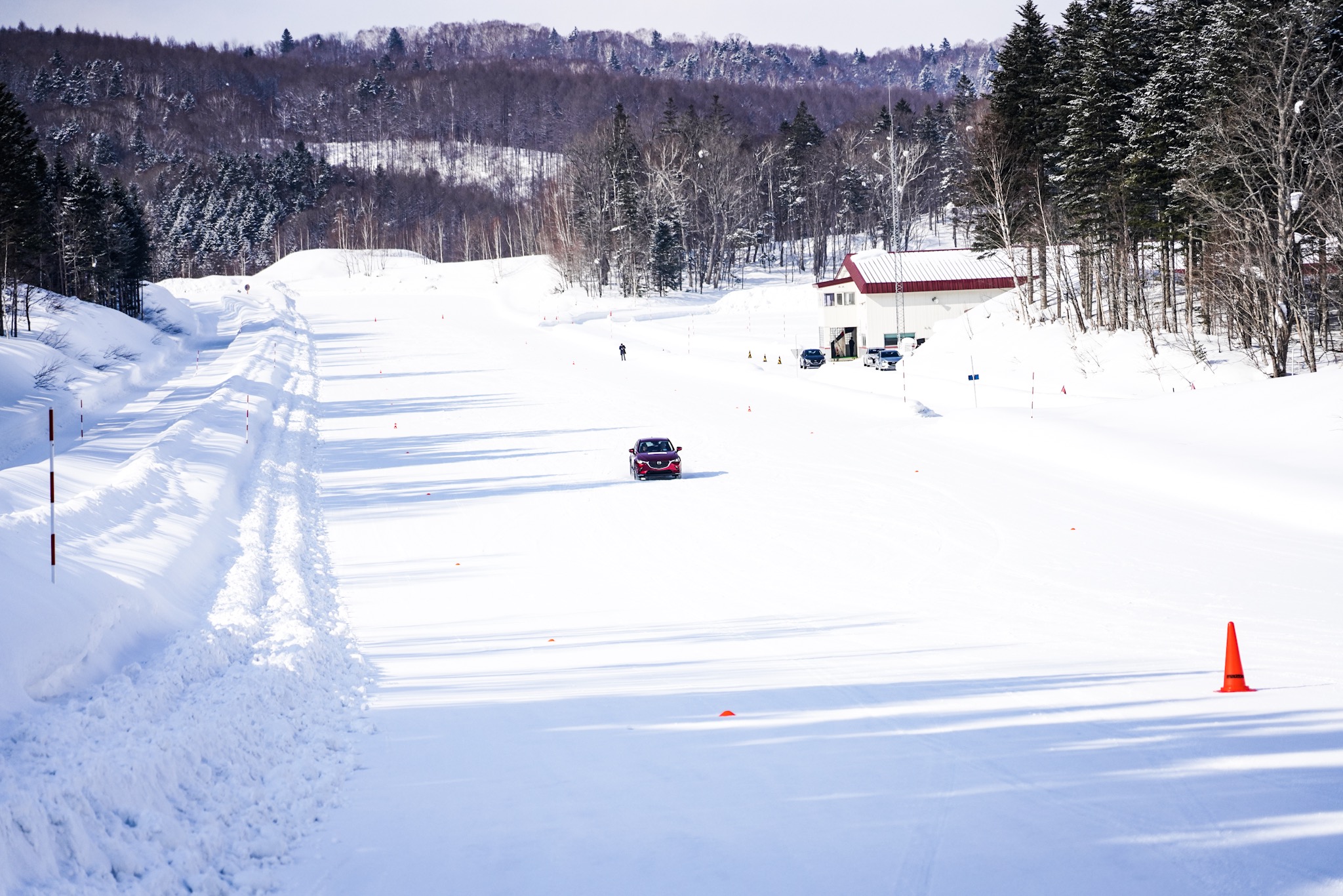 マツダ雪上取材会(2019) CX-3 欧州仕様の開発車(新旧i-ACTIVE AWD切替)