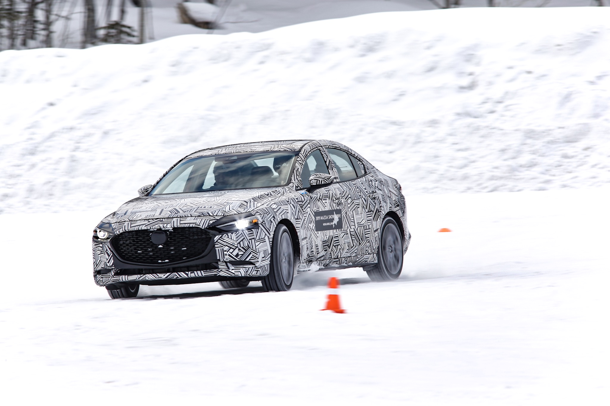 マツダ雪上取材会(2019)新型MAZDA3 北米仕様の開発車をテストドライブ