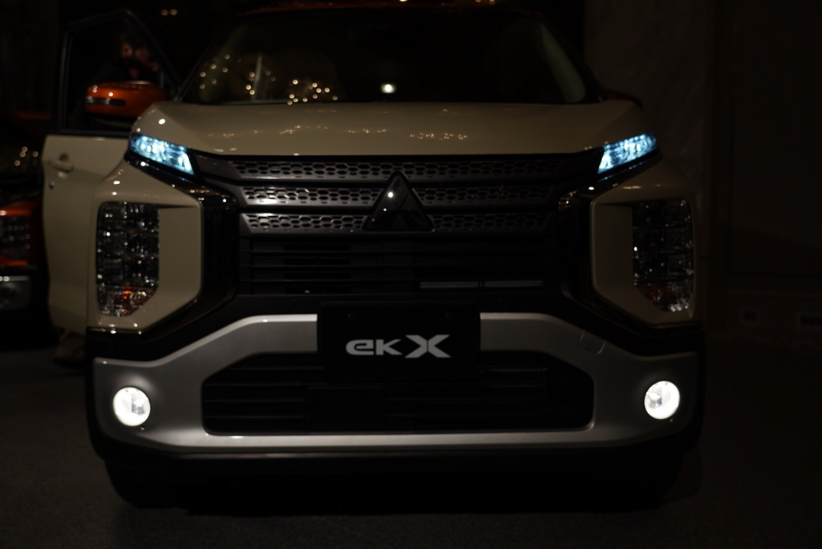 三菱 新型eKクロス 2019